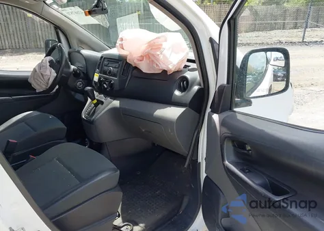 2015 Nissan Nv200 S из США, поврежденный, VIN 3N6CM0KN6FK707340